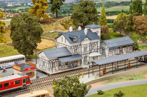 Set cladiri " Gara Radenbusch"